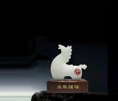 玉馬賜福– 白玉寶馬
